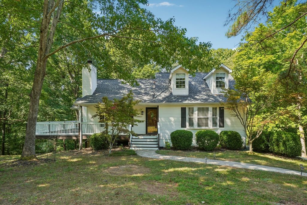 1041 Cross Country Dr, Kingston Springs