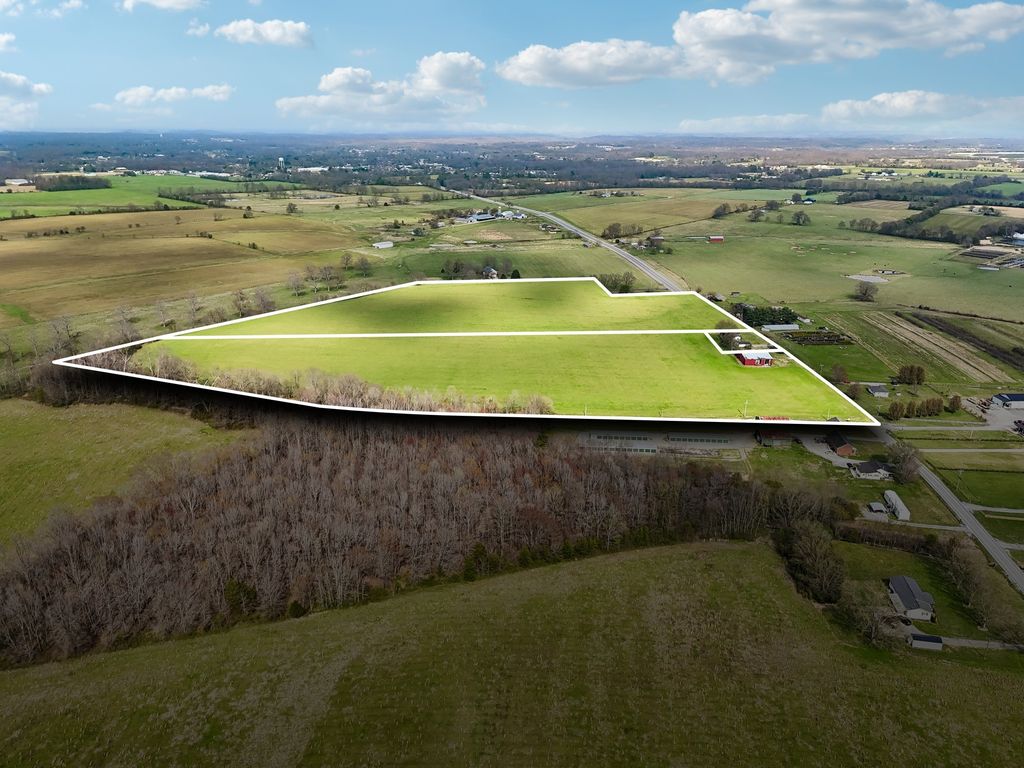 1786 Short Mountain Hwy, Smithville