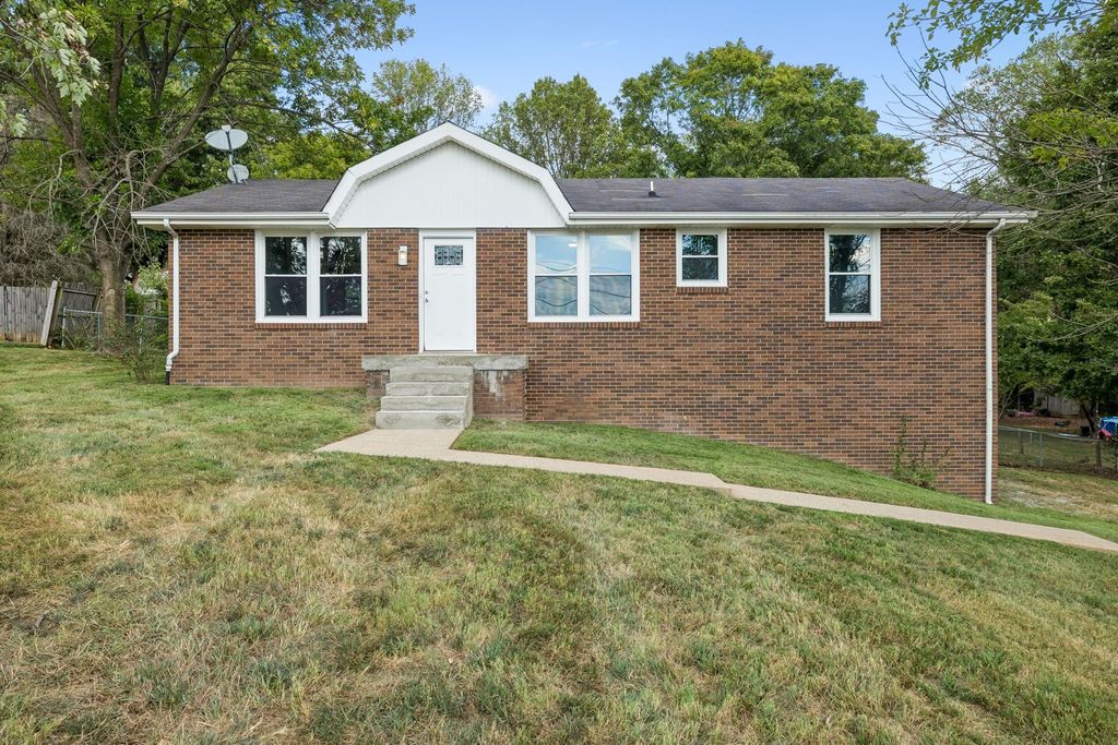 2762 Goodsprings Rd, Ashland City