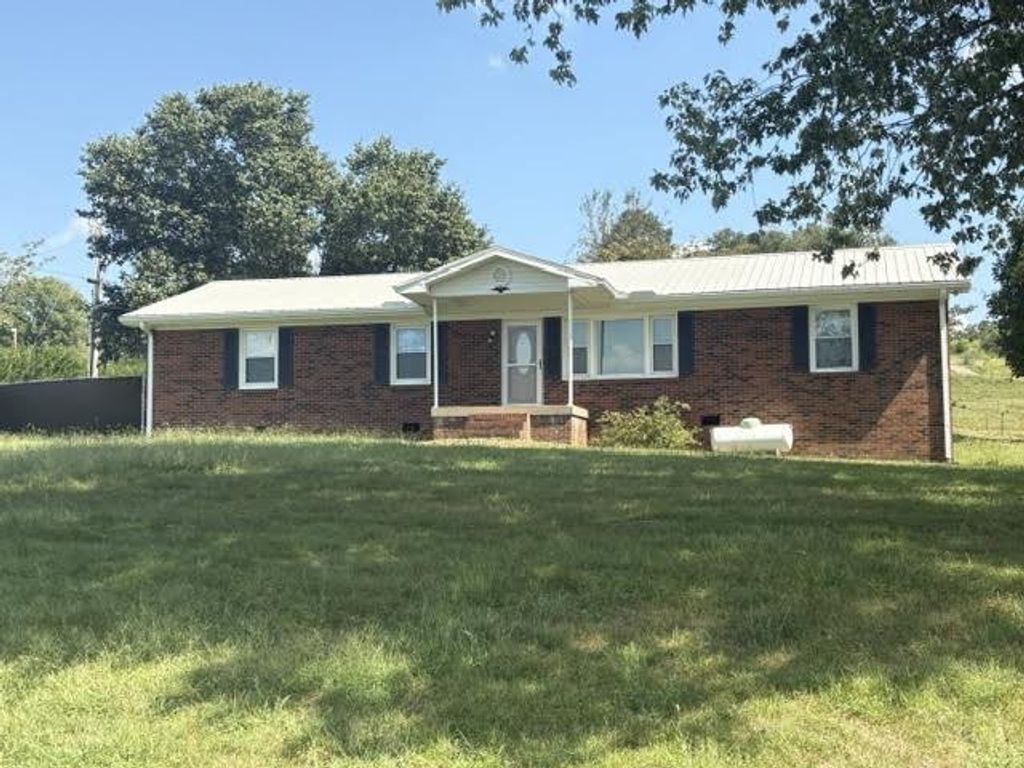 229 Mcclures Bend Ln, Carthage