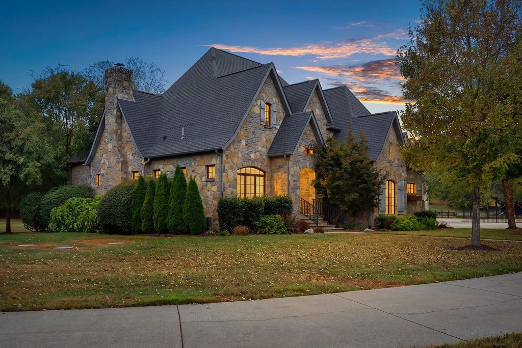 4020 Jessica Ln, Franklin