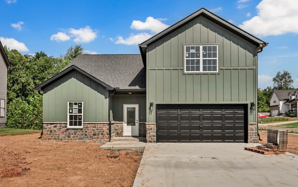 3016 Timberdale Dr, Clarksville