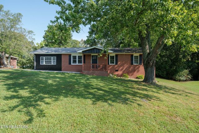 598 Glenwood Circle, Crossville