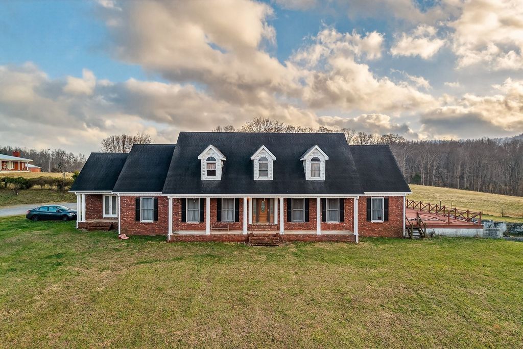 9334 Short Mountain Rd, Smithville