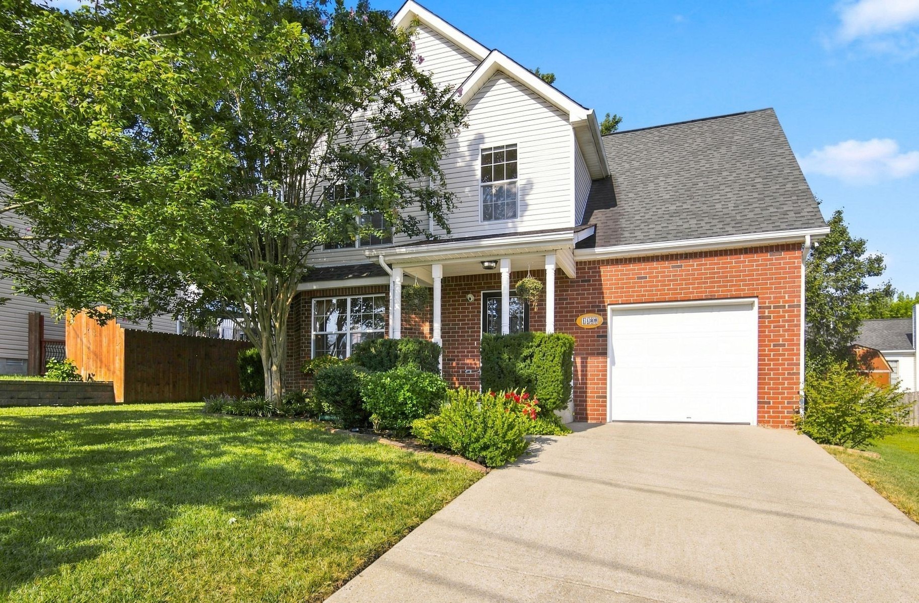 Photo for MLS 3598482 in 1128 Phelissa Dr La Vergne, TN - 37086