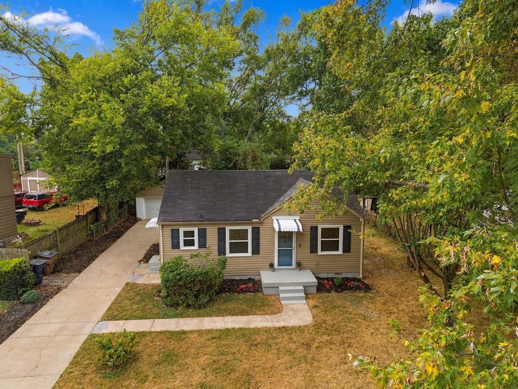 907 Kipling Dr, Nashville