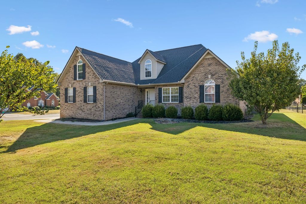 7001 Vineyard Ln, Smyrna