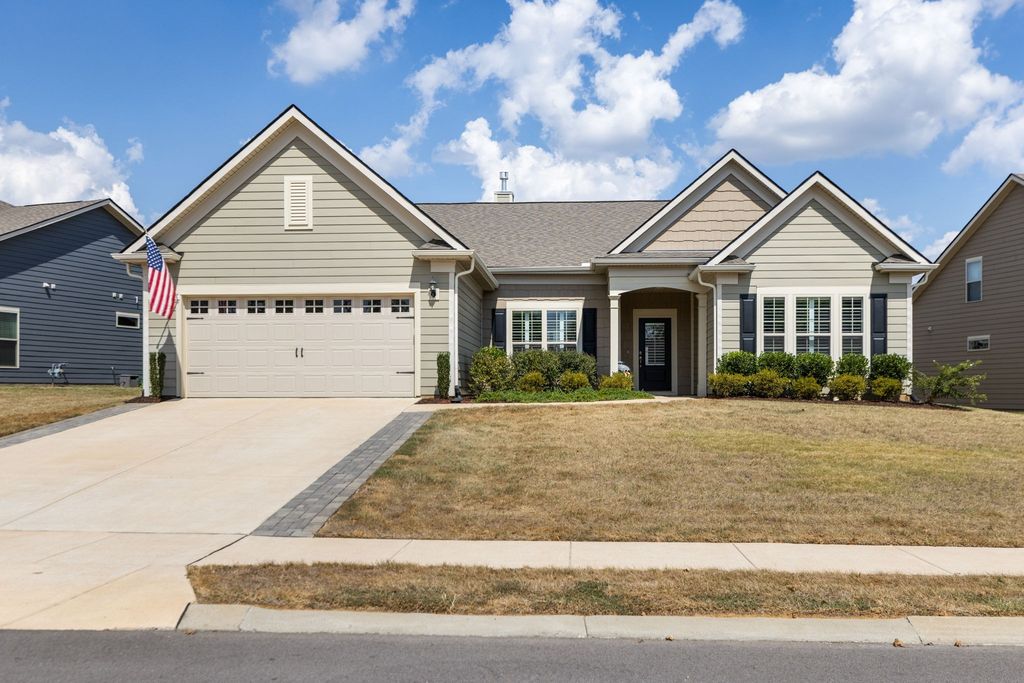 5024 Lincoln Gln, Spring Hill