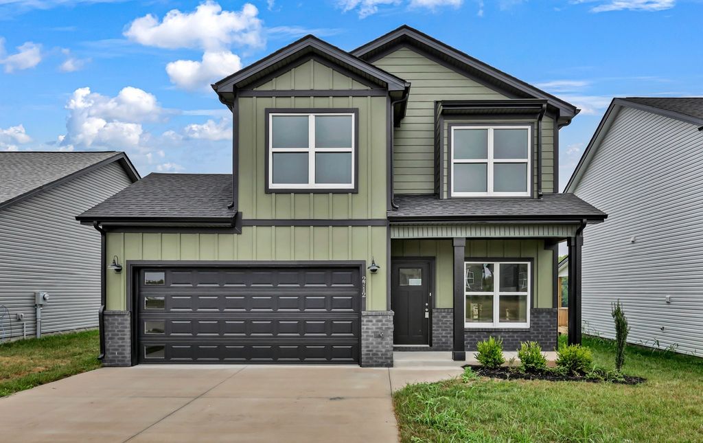 2712 Brewster Dr, Clarksville