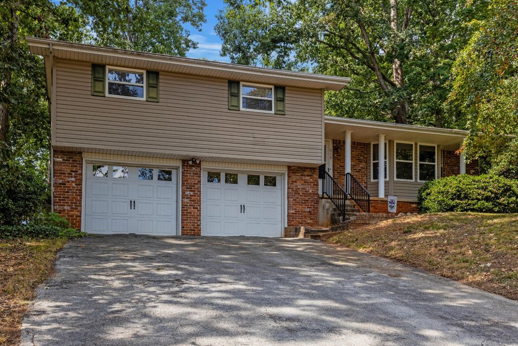 919 Carrie Lane, Hixson