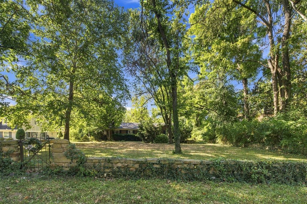 928b Caldwell Ln, Nashville