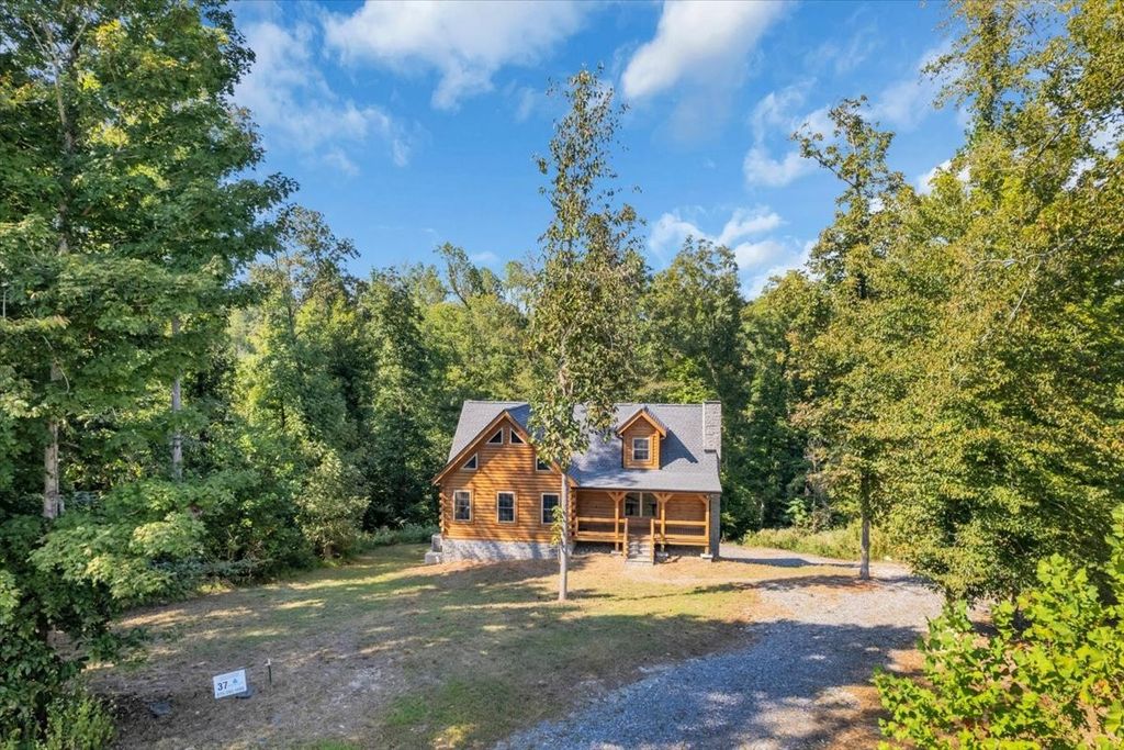 197 Peninsula Edge, Smithville