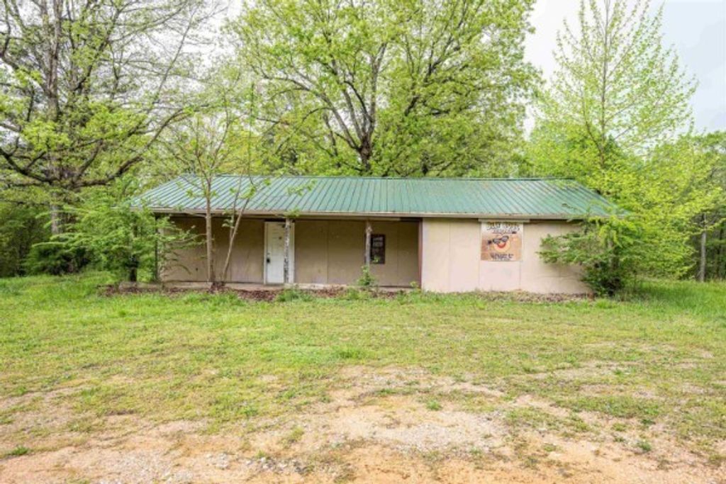 752 Bobs Landing Rd, Bath Springs