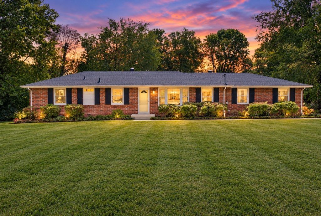 570 Joyce Ln, Nashville