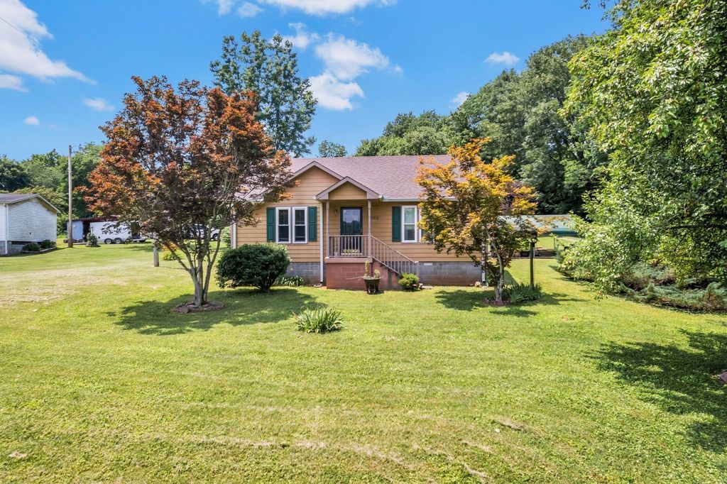 7898 Highway 41 N, Adams