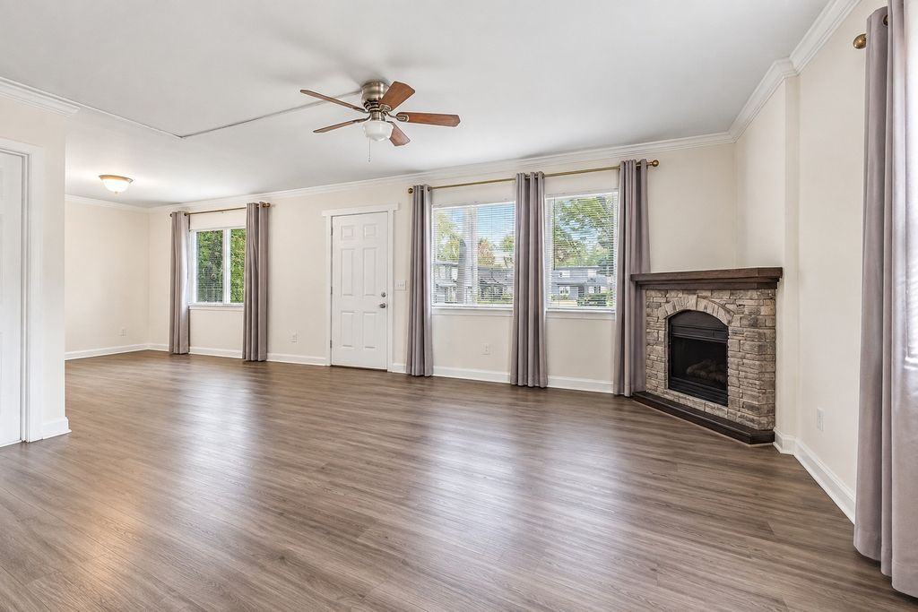 550 Harding Pl B107, Nashville