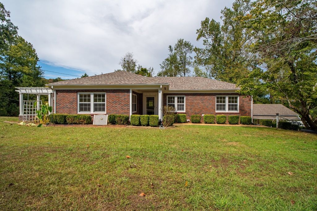214 Mcwilliams St, Waynesboro