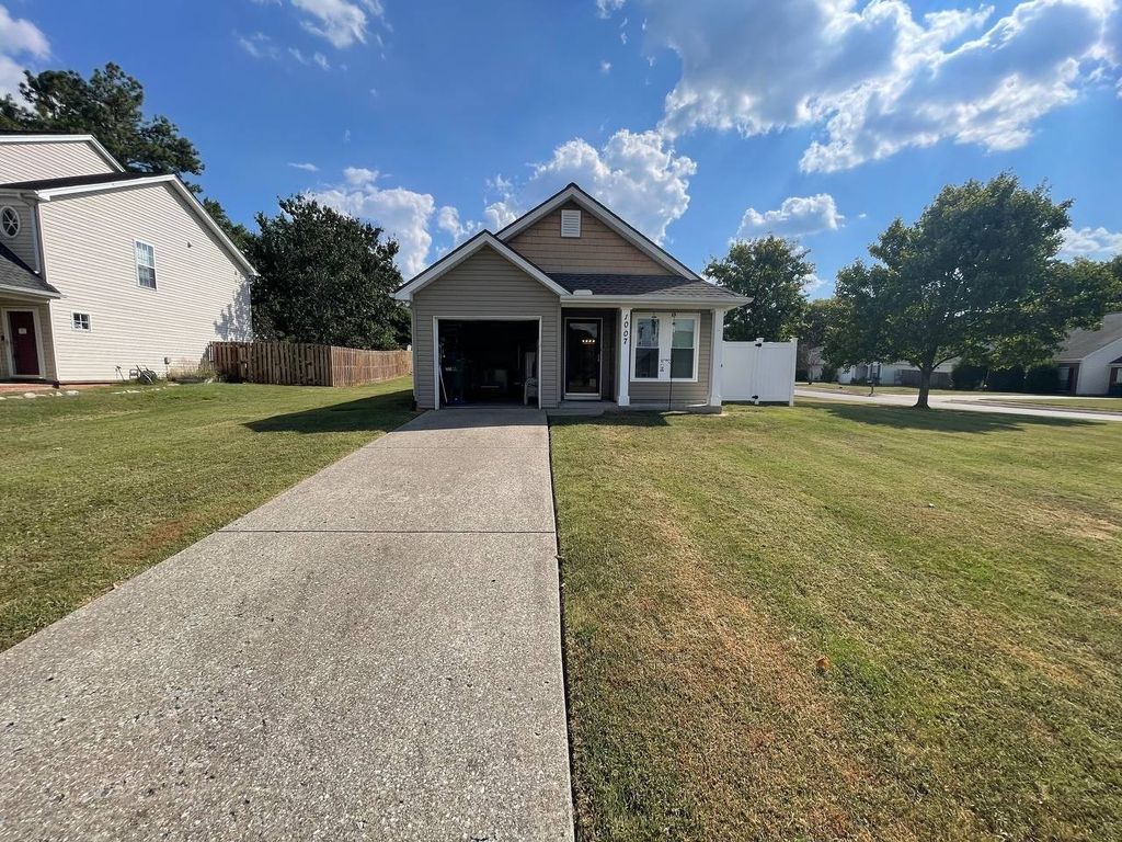 1007 Mallory Ln, Spring Hill