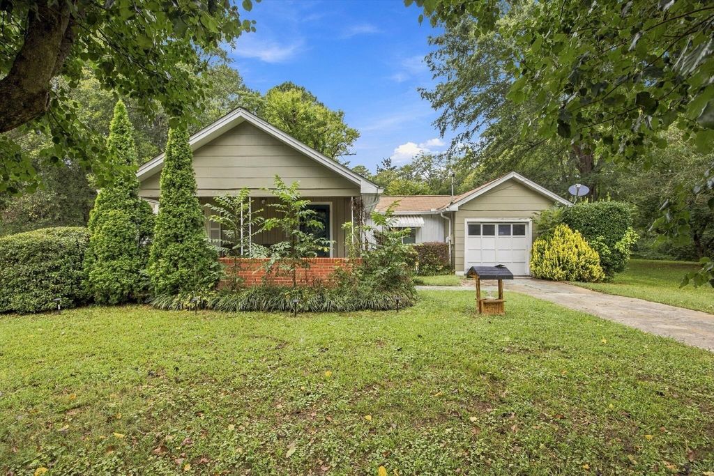 808 S Chattanooga Street, La Fayette
