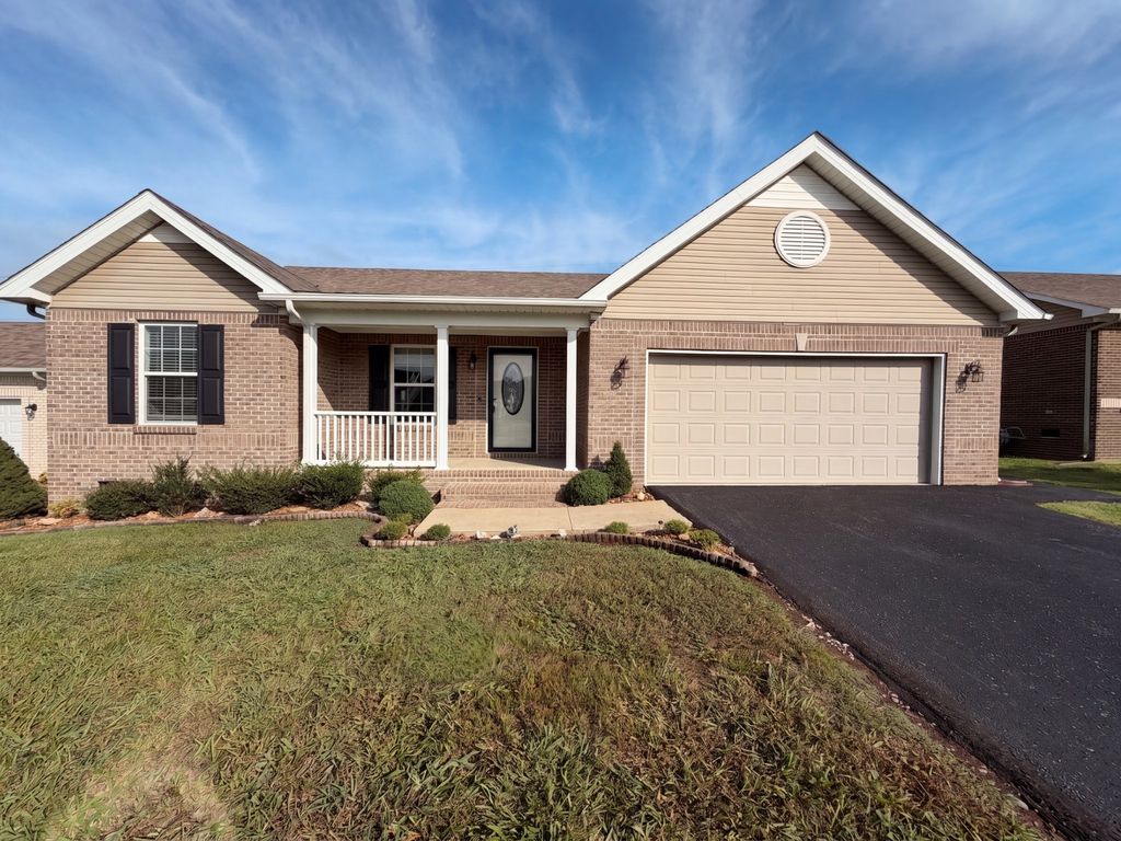 1948 Susan Rd, Columbia