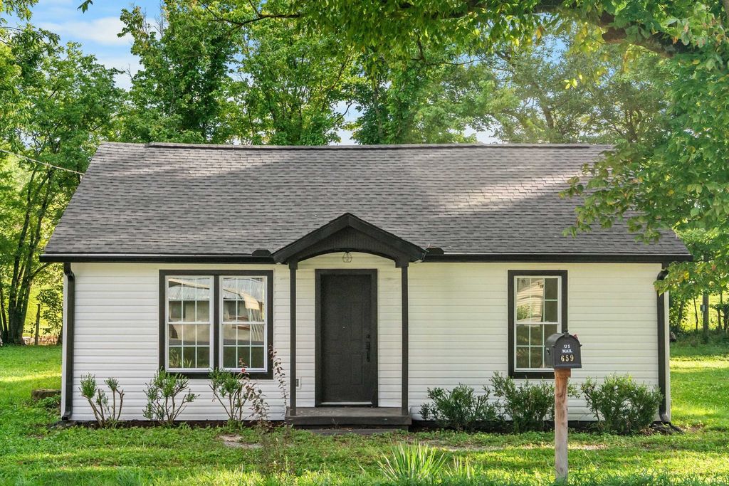 659 River Road, Decatur