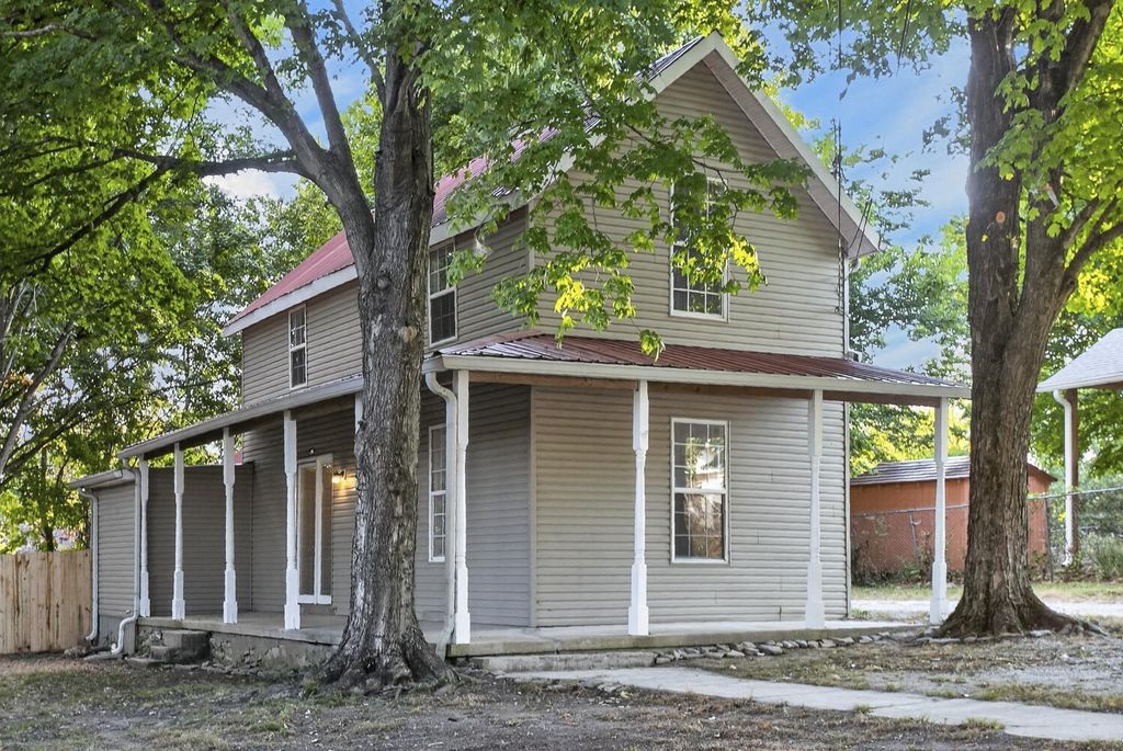 329 W 14th St, Columbia