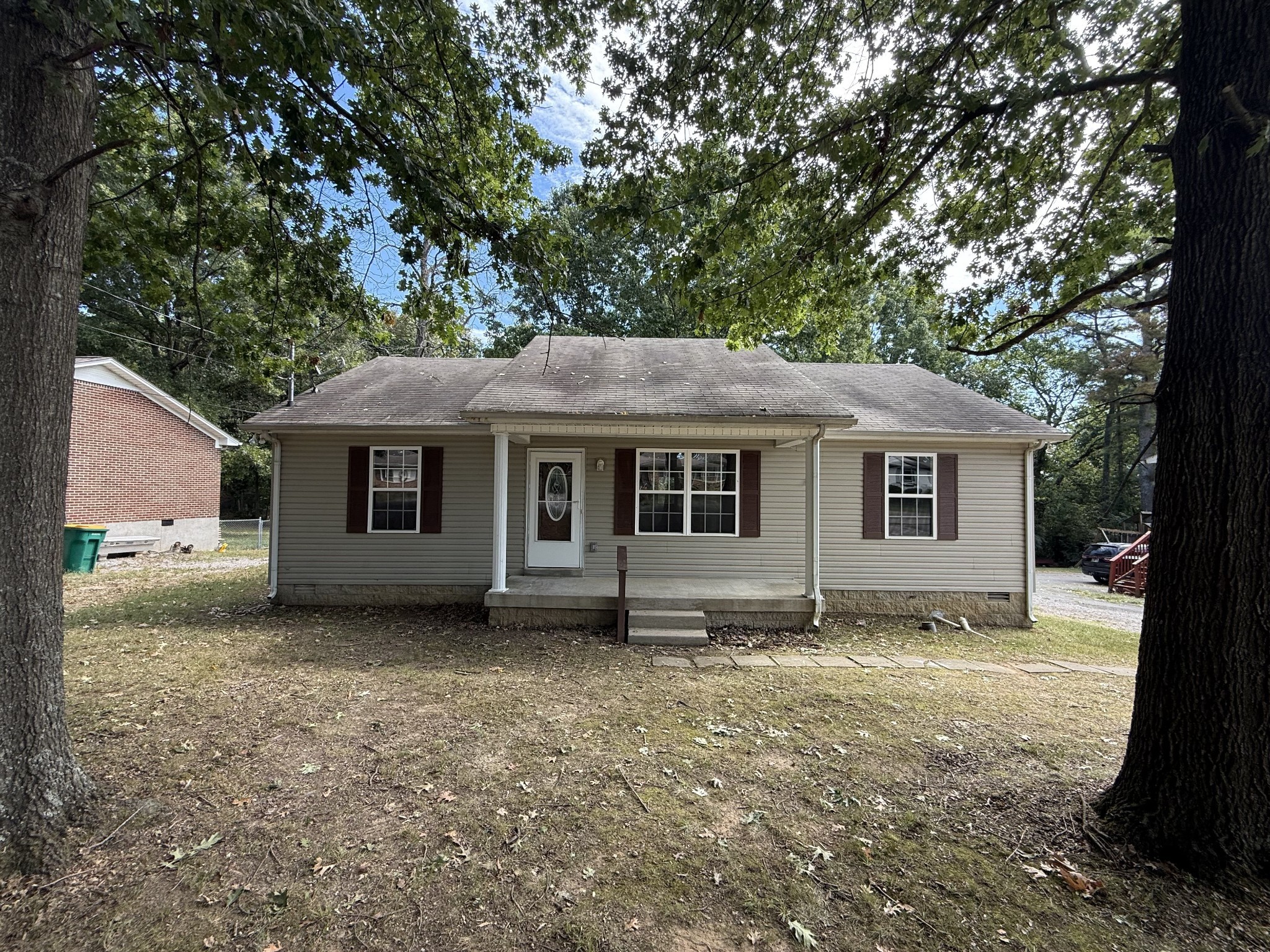 Photo for MLS 3598949 in 685 Douglas Ave Lewisburg, TN - 37091
