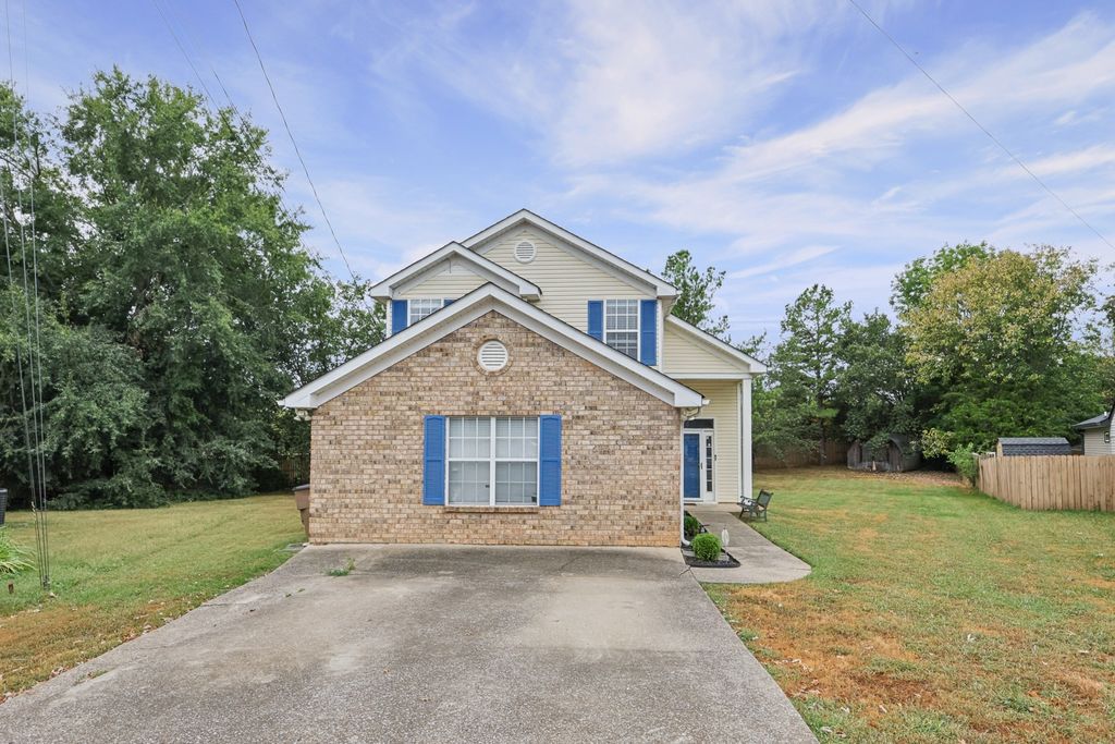 508 S Stonegate Ct, Antioch