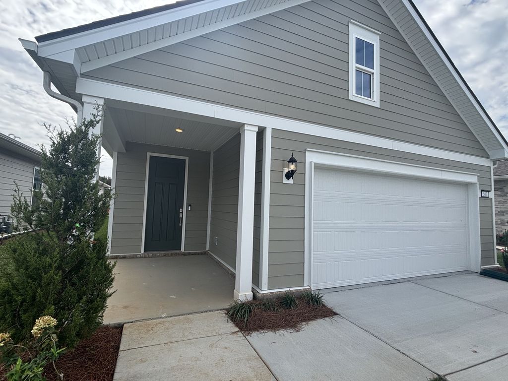 507 Scarlet Oak Rd, Lebanon