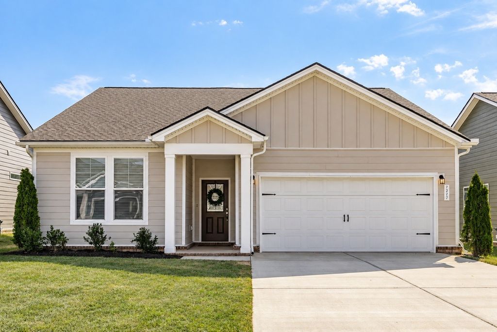 7227 Sutton Dr, White House