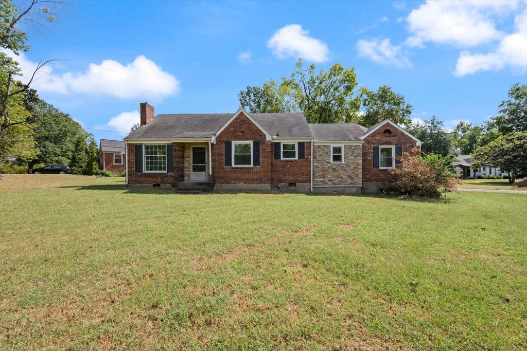 215 Dellrose Dr, Nashville