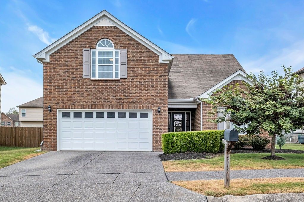 4002 Lexie Ln, Spring Hill
