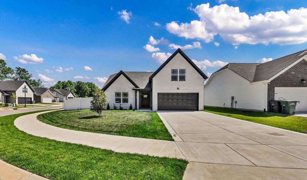 1143 Javier Dr, Springfield