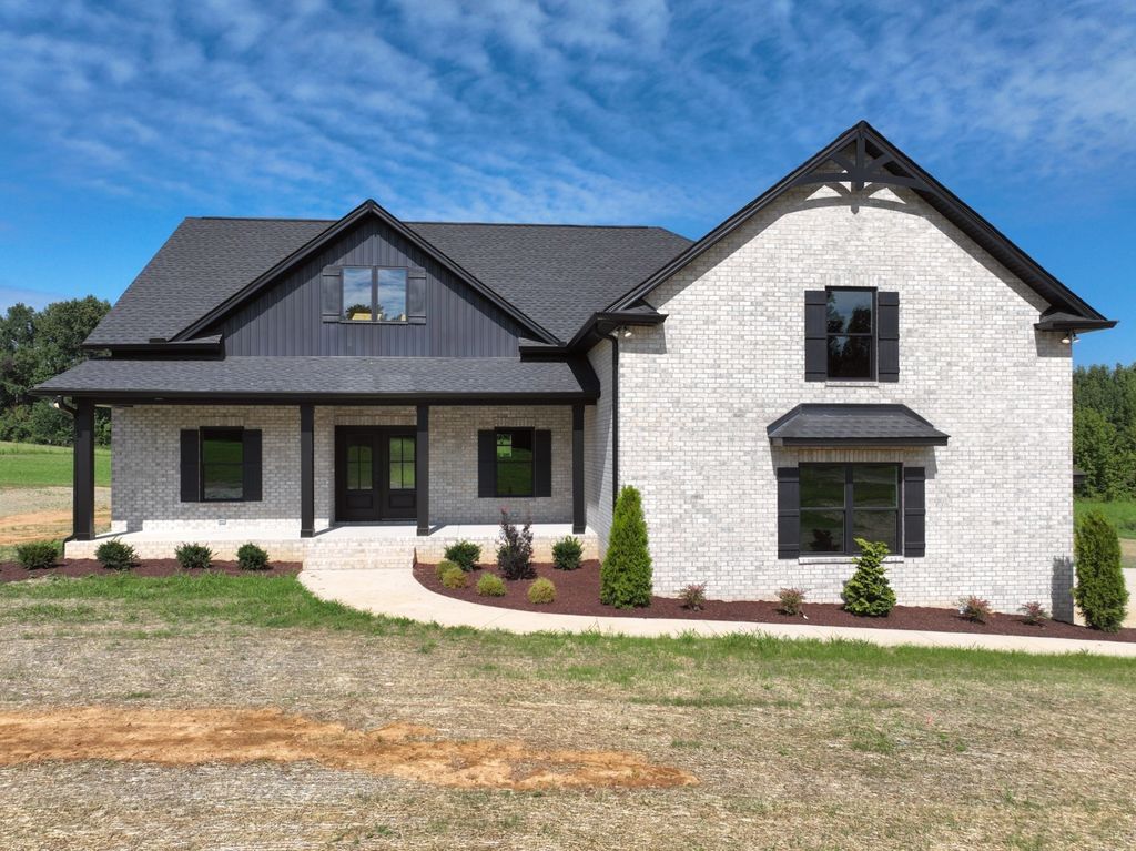 557 Fairfield Rd, Westmoreland