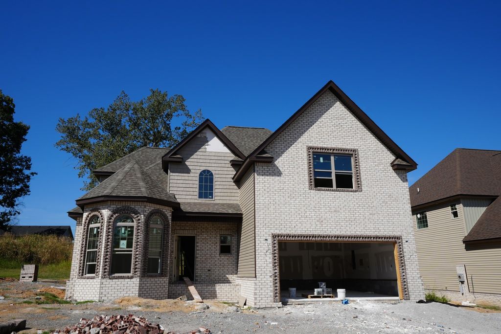63 Sycamore Hill, Clarksville