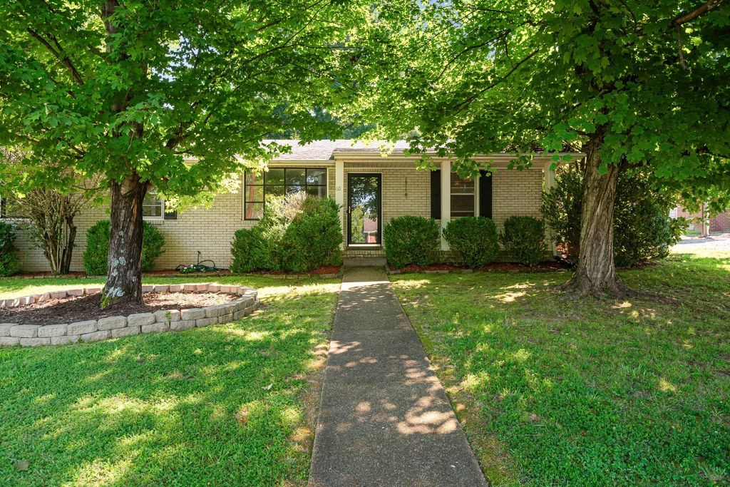 604 Meadow Lane Dr, Nashville