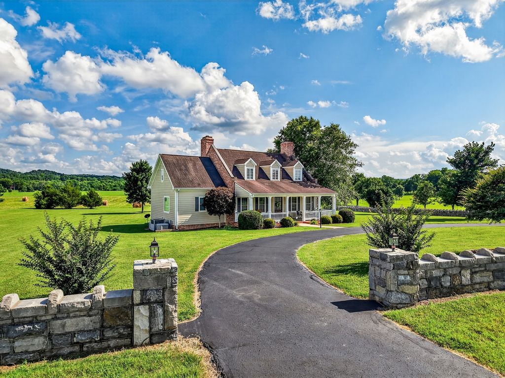 119 Herb Garden Dr, Fayetteville