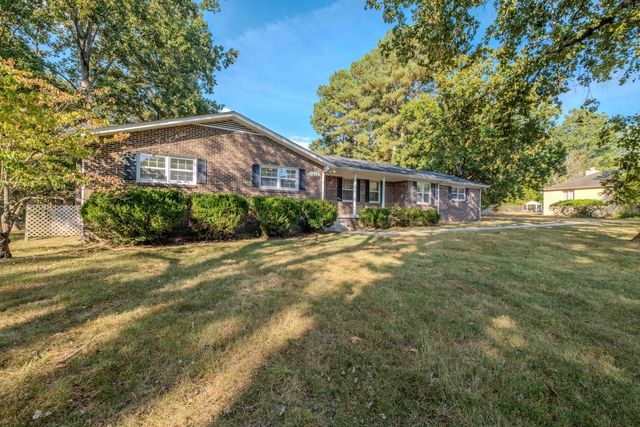 401 Twelve Oaks Rd, Tullahoma