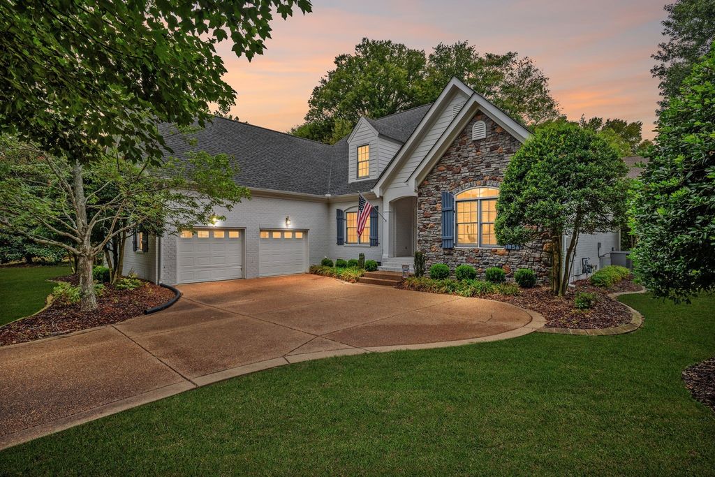 804 Willowsprings Blvd, Franklin