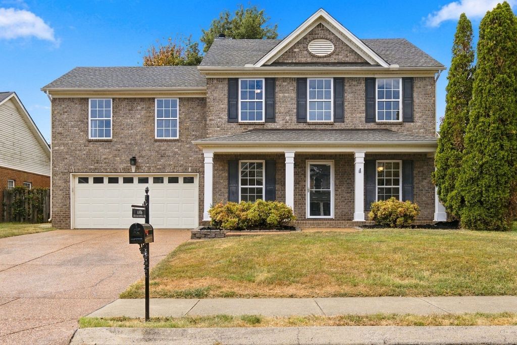 1006 Tanyard Springs Dr, Spring Hill