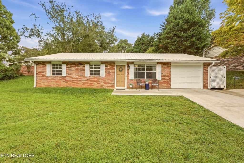 5608 Ridgetop Rd, Knoxville