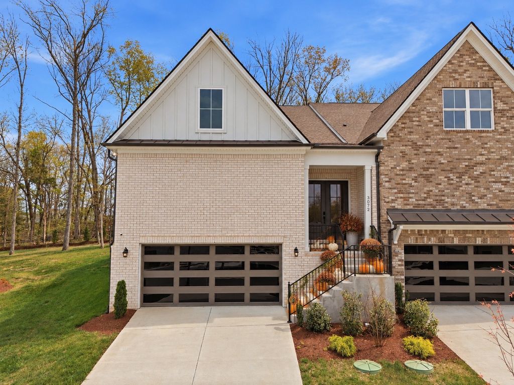 3072 Wiltshire Park Pl, Hermitage