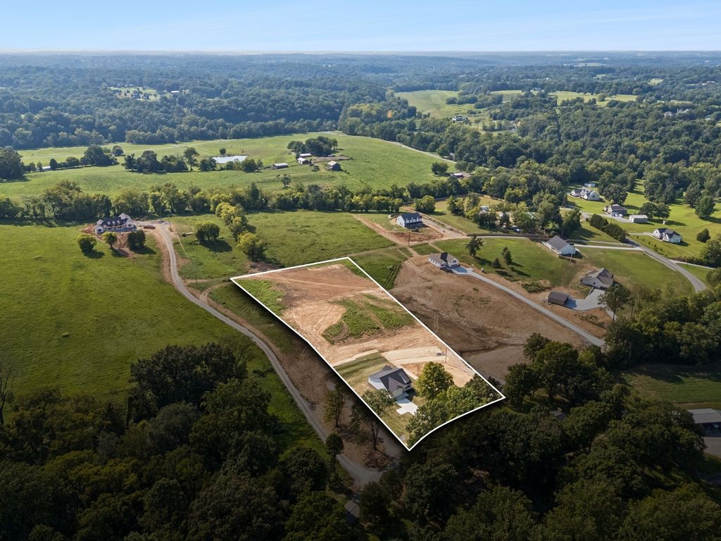 7982 Gideon Rd, Greenbrier