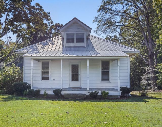 3 Albert Fentress Rd, Greenbrier