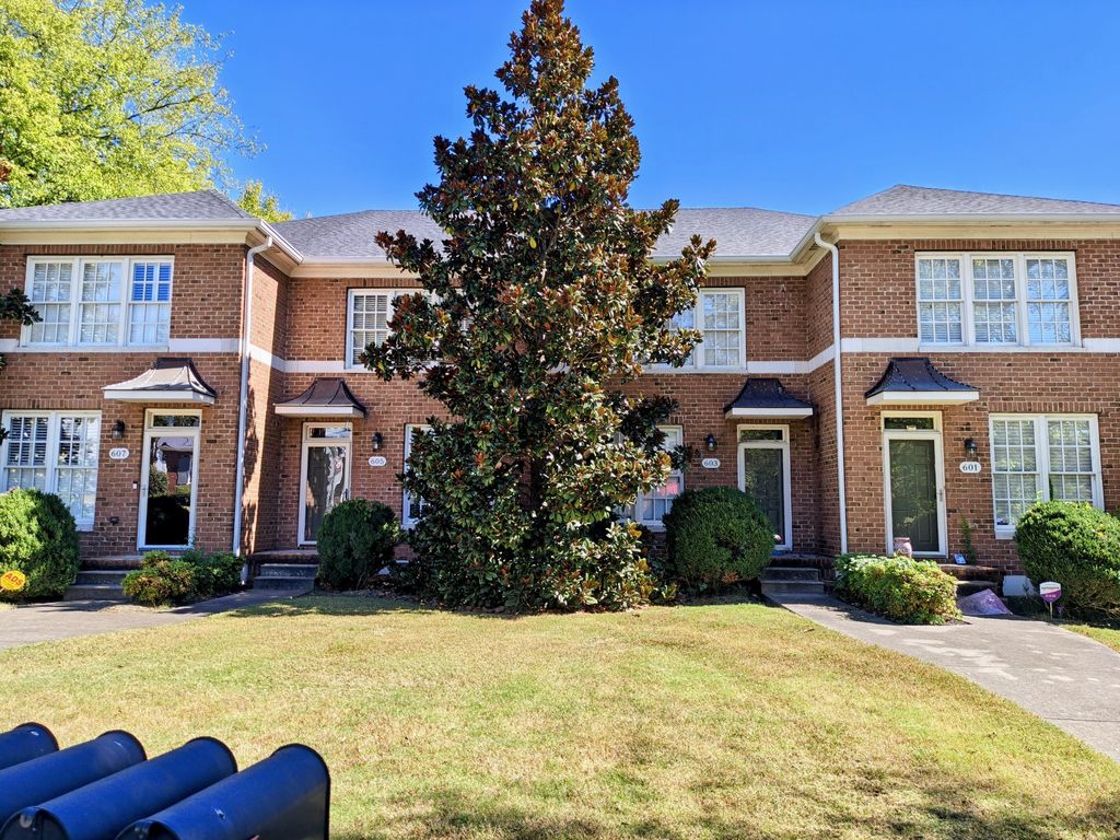 603 Anderson Drive, Clarksville