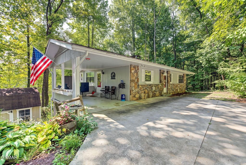 1131 Tanrac Trail, Gatlinburg