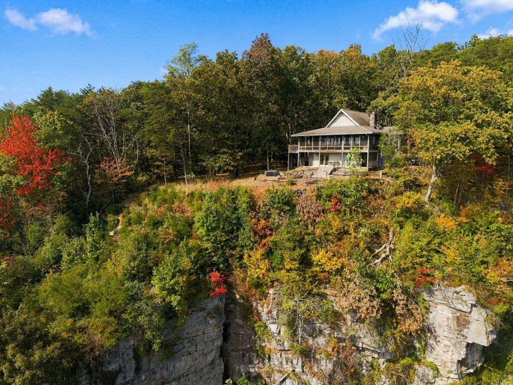 1460 Clifftops Ave, Monteagle