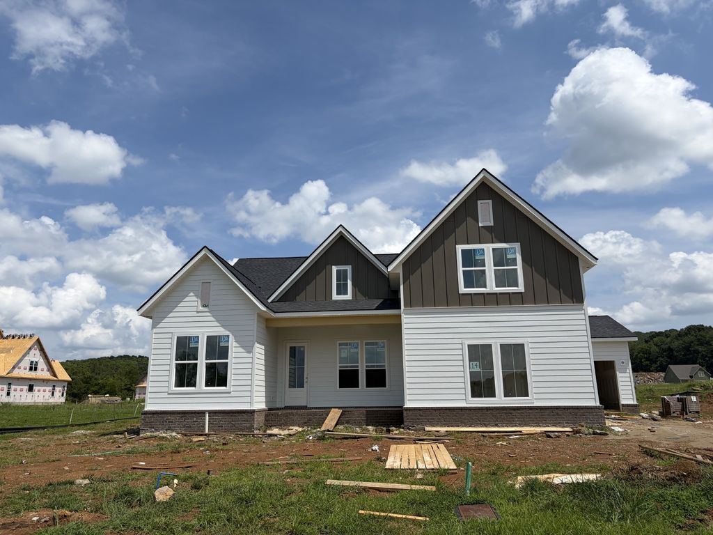2624 Manning Pass, Murfreesboro