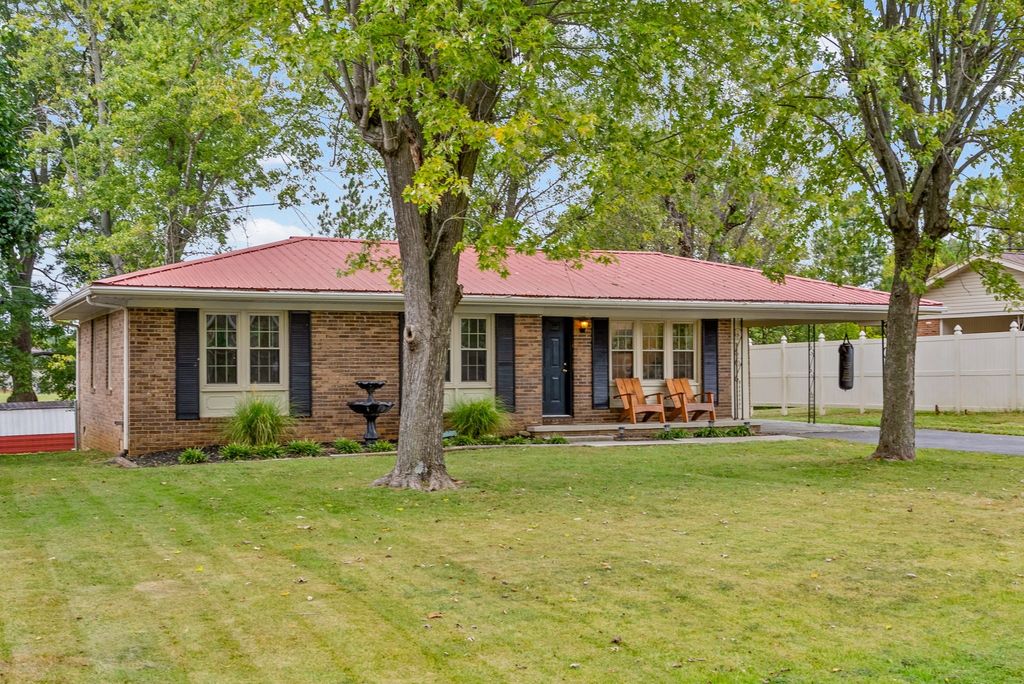 426 Colonial Ter, Hopkinsville