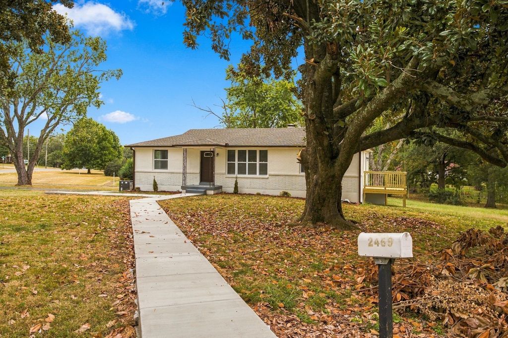 2469 Cabin Hill Rd, Nashville